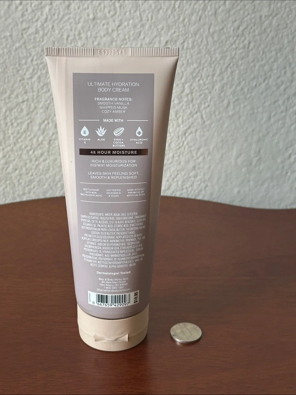 Bath & Body Works Warm Musk Ultimate Hydration Body Cream - Beige